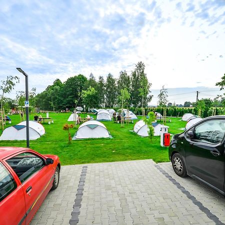 Kempingzator Apartamenty Eksteriør bilde